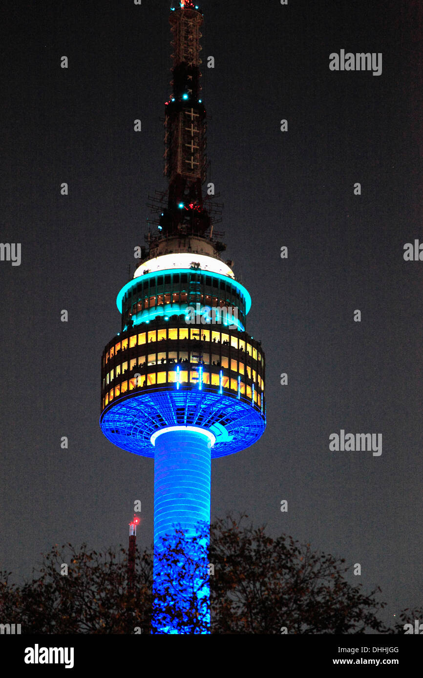 Südkorea, Seoul, N Seoul Tower, Nacht, Stockfoto