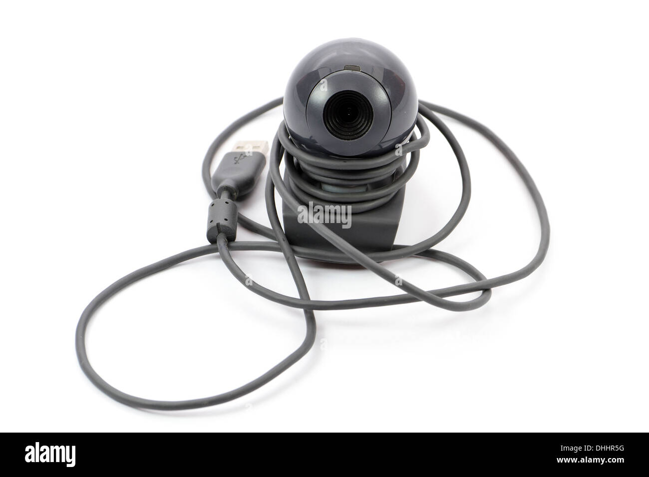 Webcam mit Kabel auf weißem Hintergrund Stockfoto