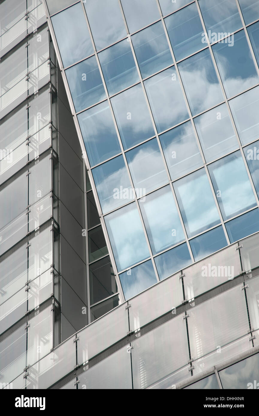 Detail eines Wolkenkratzers Fassade, UNO-City, Wien, Austria, Europe Stockfoto