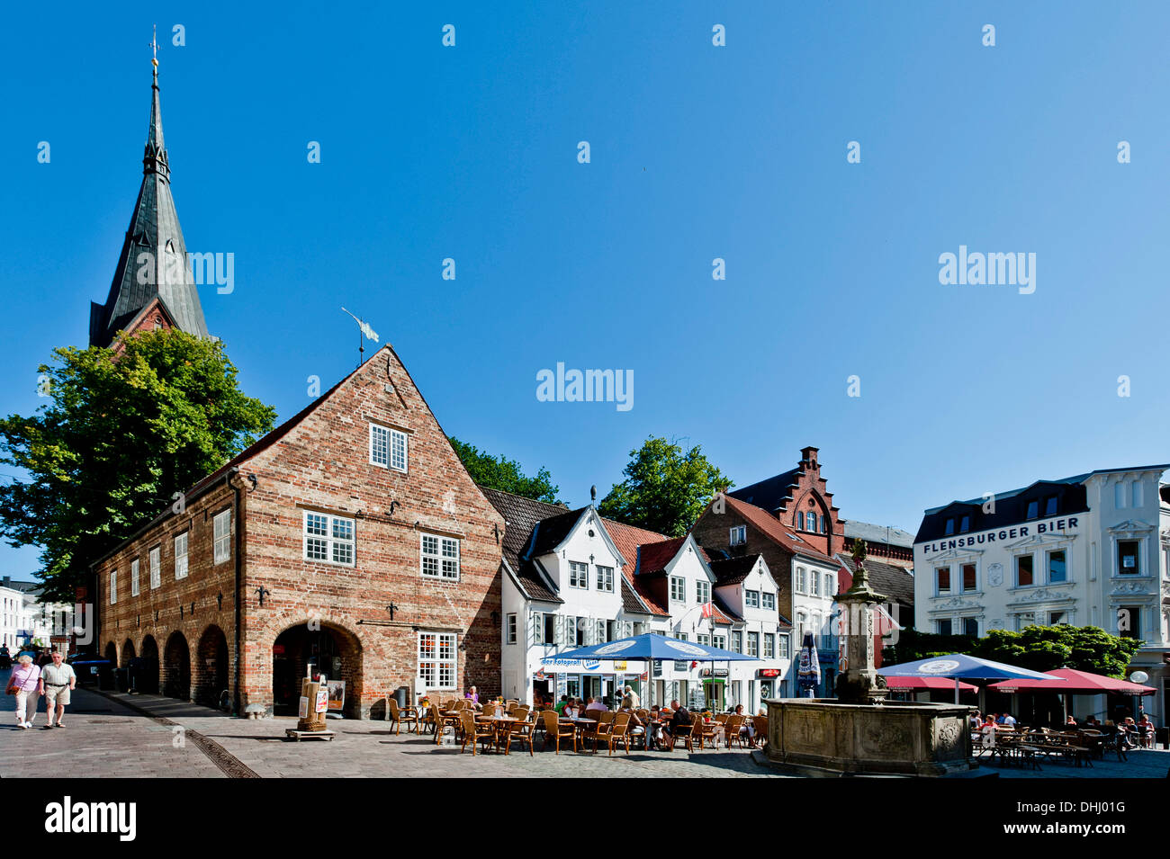 Norder Markt mit Sank Maria Church, Altstadt von Flensburg, Flensburger Förde, Schleswig-Holstein, Deutschland Stockfoto