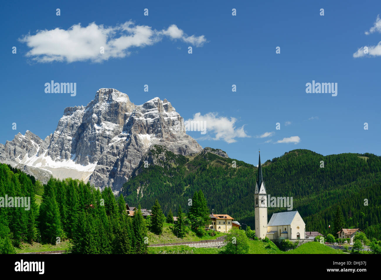 Selva di Cadore with Monte Pelmo, Selva di Cadore, Dolomites, UNESCO world heritage site Dolomites, Venetia, Italy Stockfoto