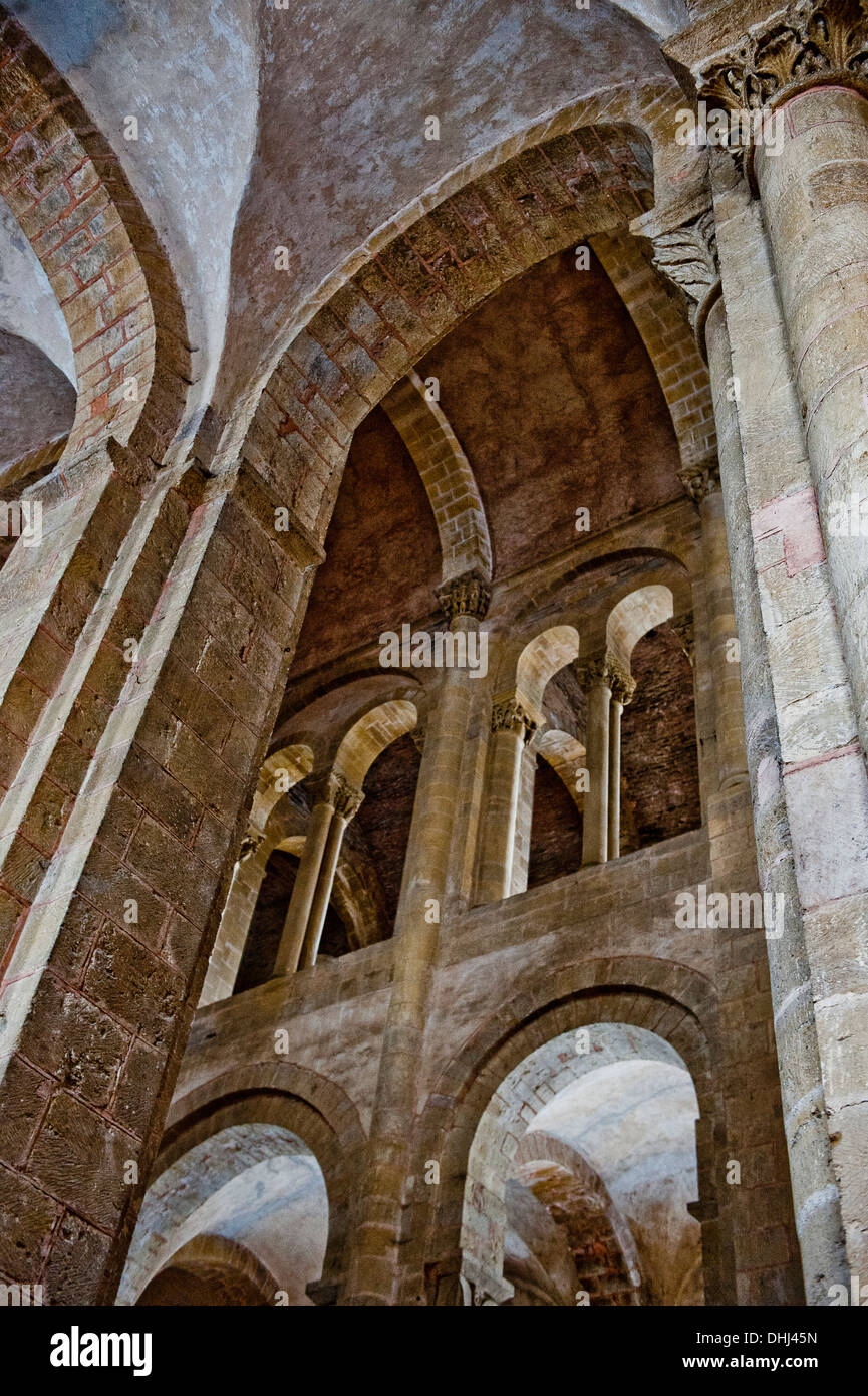Abtei Kirche Sainte-Foy, Conques, Aveyron, Midi-Pyrenäen, Frankreich Stockfoto