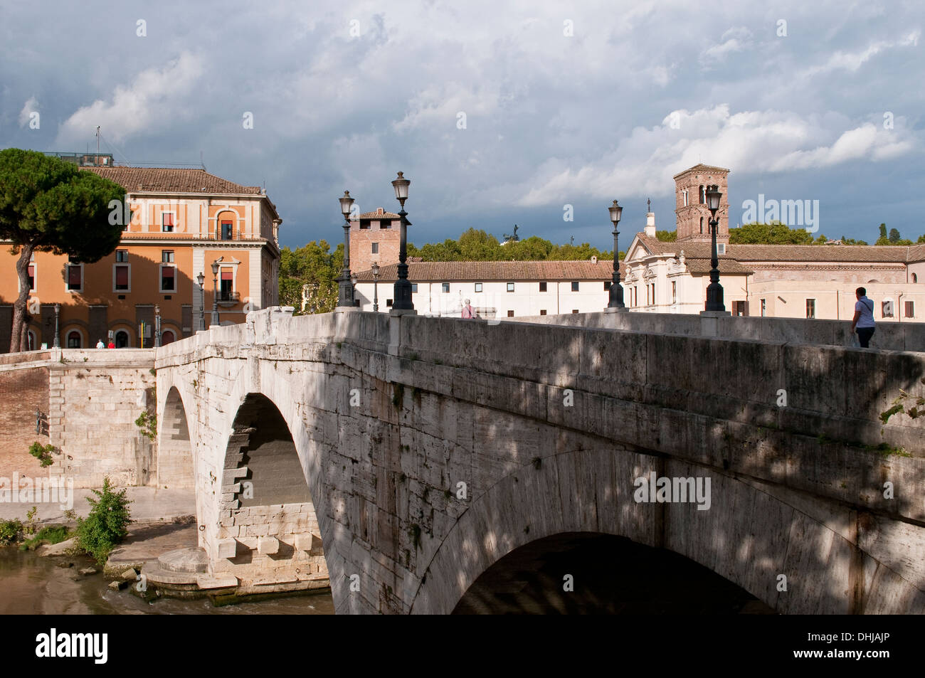 Ponte Cestio, Anschluss Tiberinsel und Trastevere, Rom, Italien Stockfoto