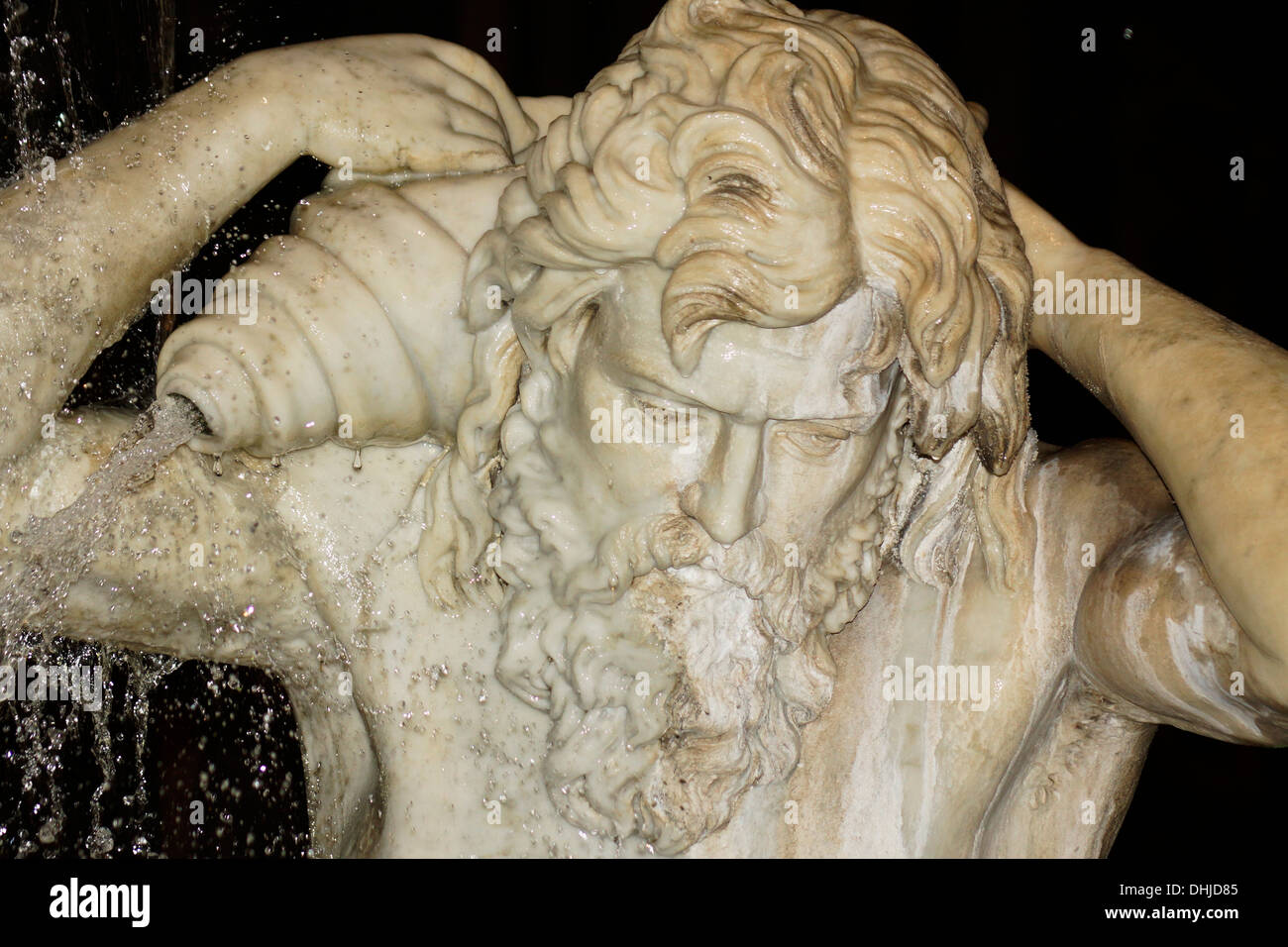 Nahaufnahme von einem Triton Verzierung der Amenano Brunnen, Piazza Duomo, Catania, Sizilien, Italien Stockfoto