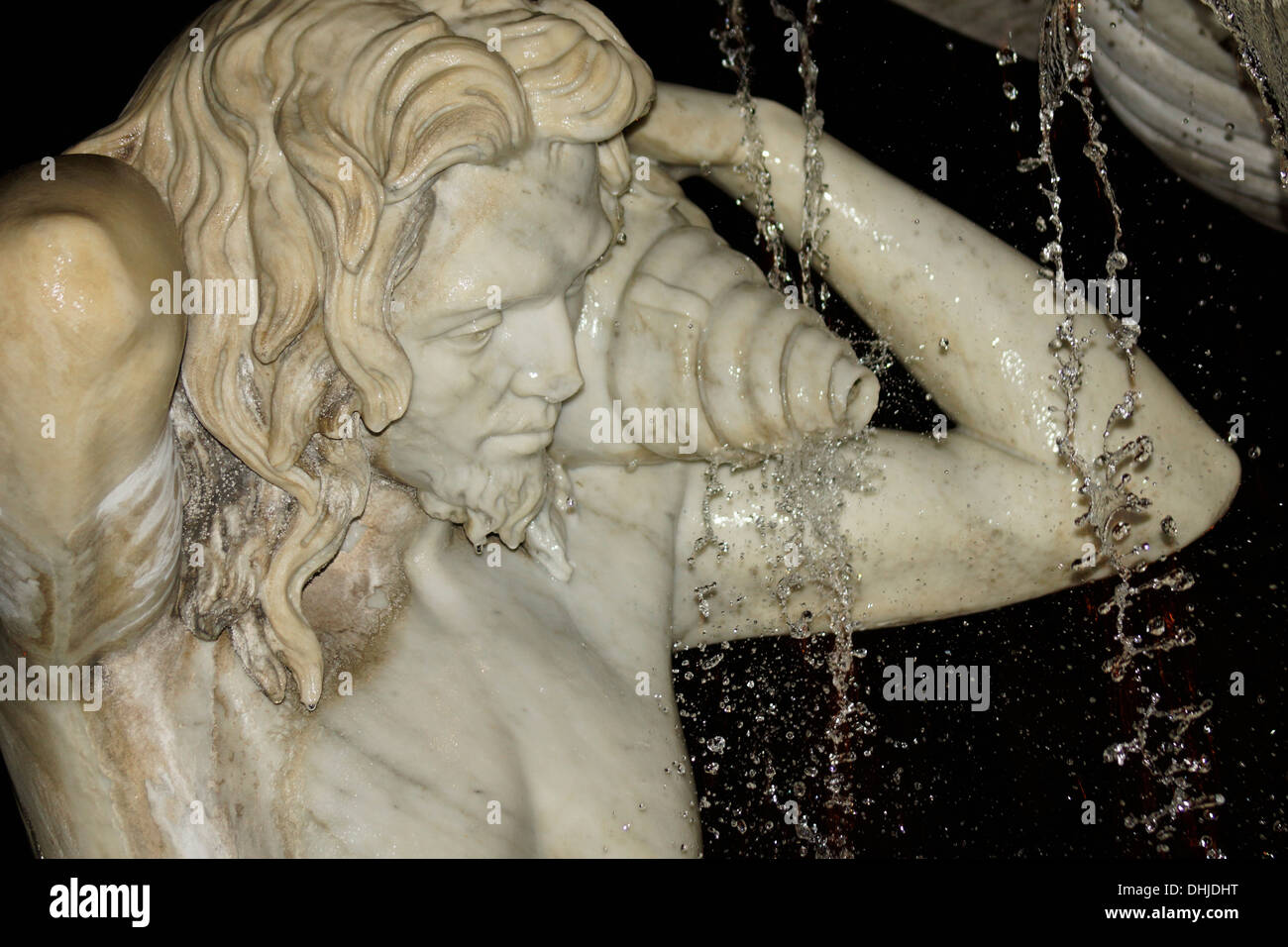 Nahaufnahme von einem Triton Verzierung der Amenano Brunnen, Piazza Duomo, Catania, Sizilien, Italien Stockfoto
