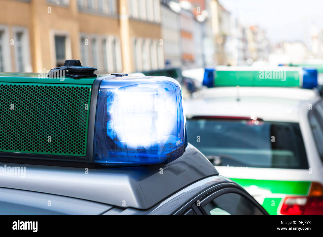 Deutschland, Bayern, Landshut, Polizeiauto mit Blaulicht Stockfoto