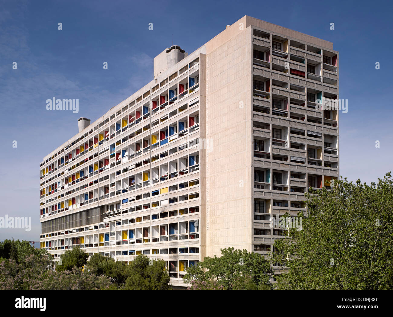 Unite d ' Habitation, Marseille, Frankreich. Architekt: Le Corbusier, 1952. Alles in allem Außenansicht. Stockfoto