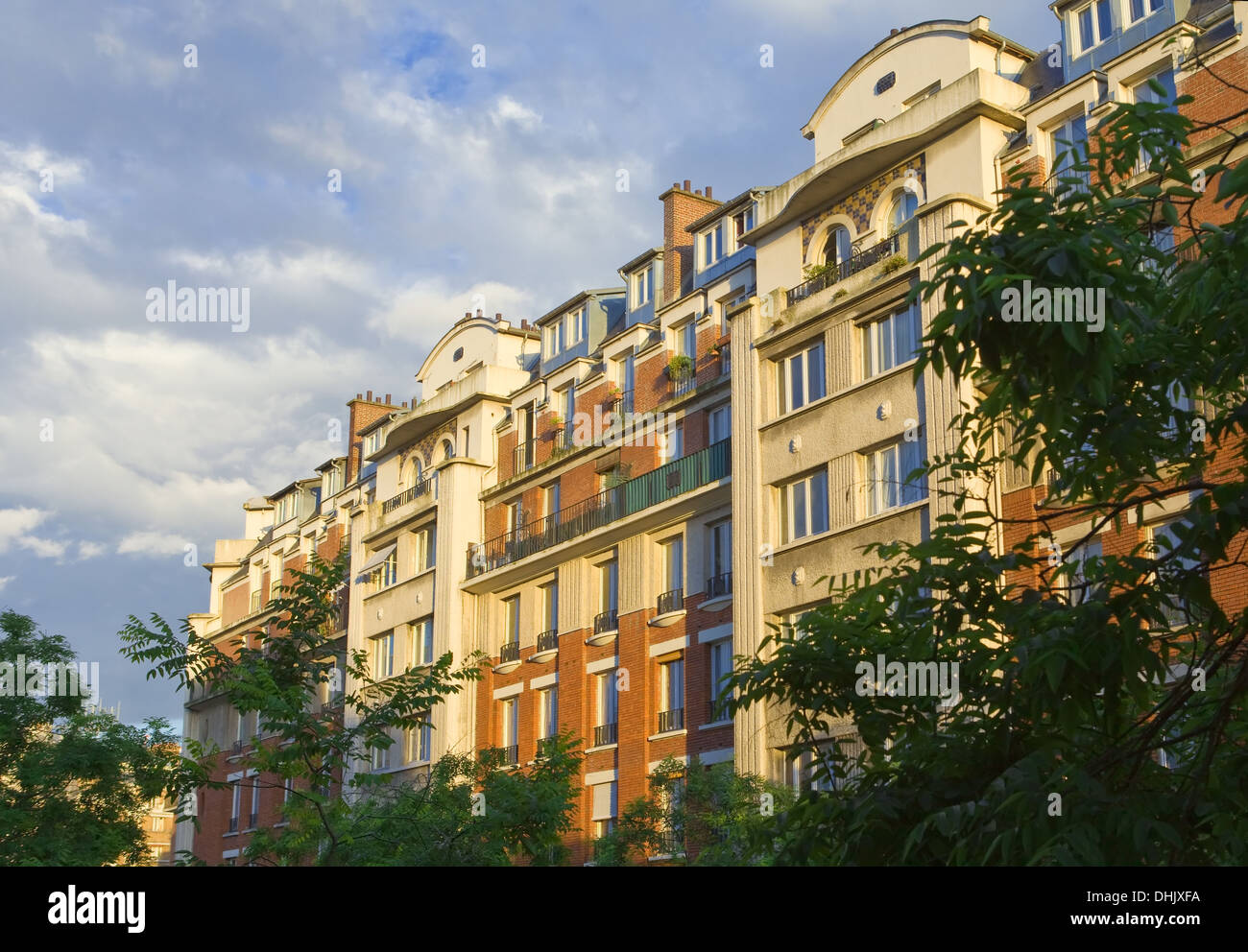 Paris. Bauen mit der Sonne beleuchtet Stockfoto