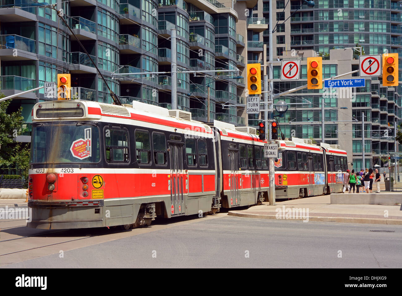 TTC Straße Autos, Toronto Stockfoto