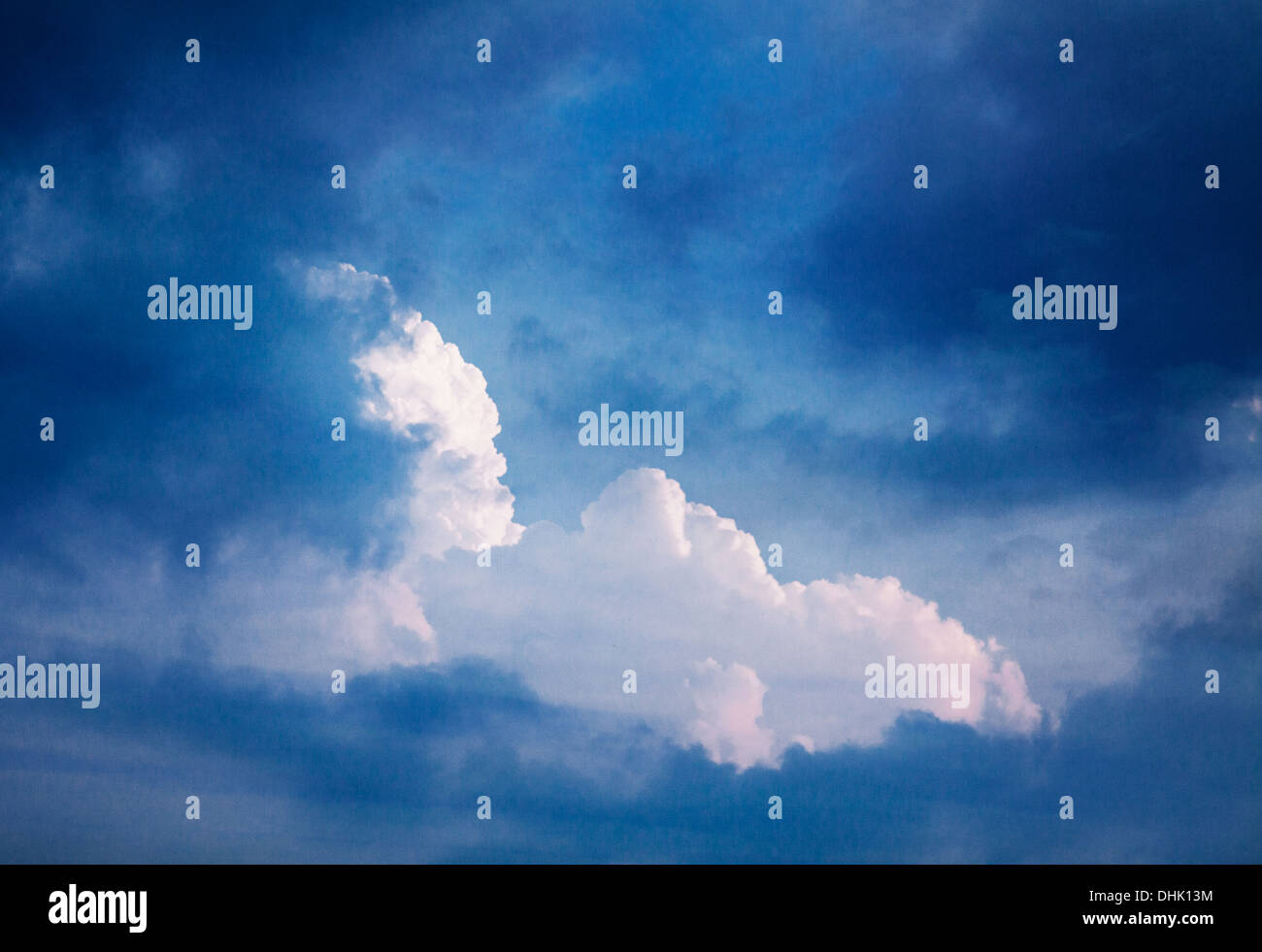 Wolken und blauer Himmel Stockfoto