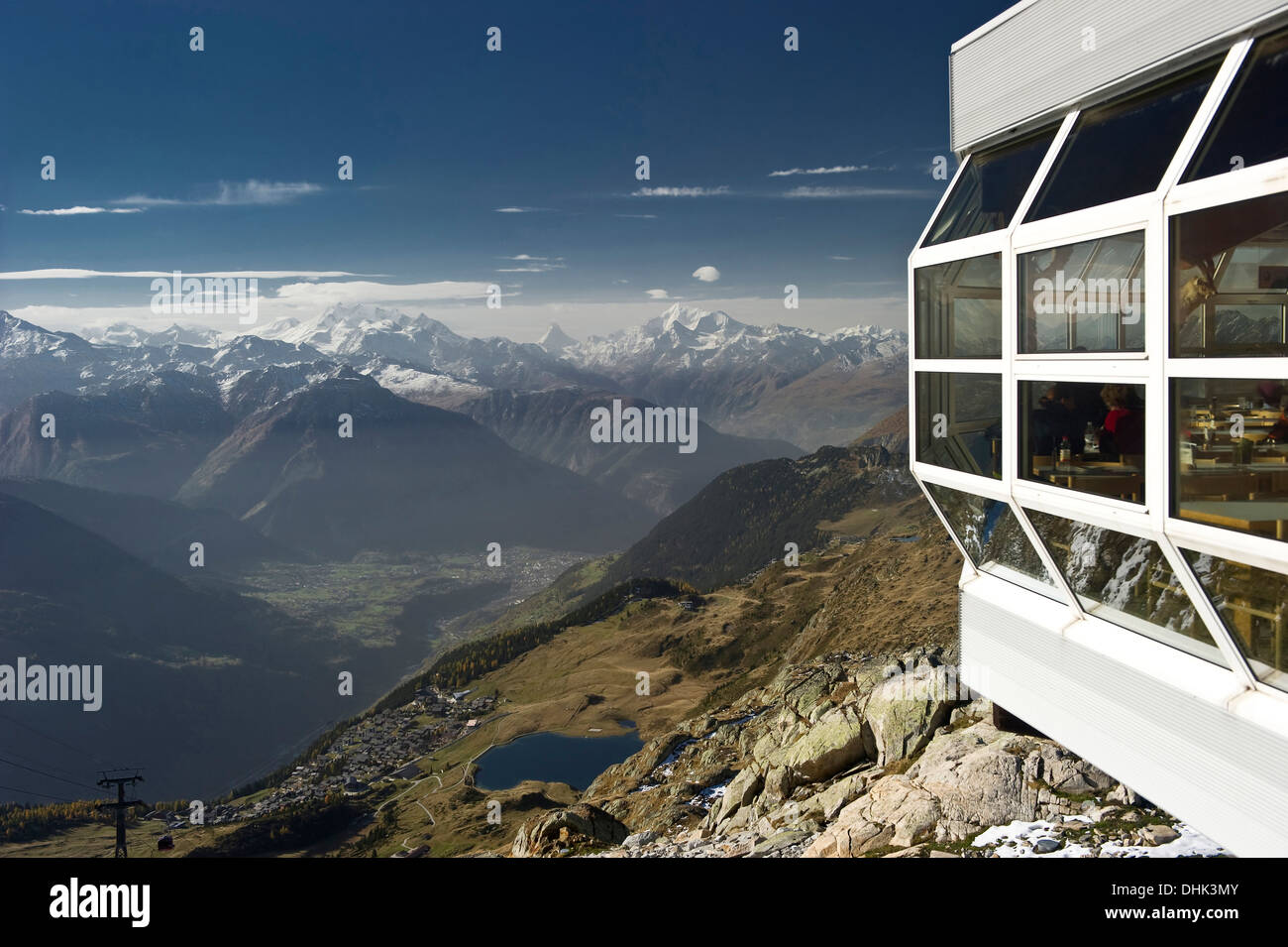 Aussichtspunkt am Bettmerhorn, Bettmeralp, im Hintergrund Walliser Alpen und das Rhonetal, Kanton Wallis, Schweiz, Europa Stockfoto