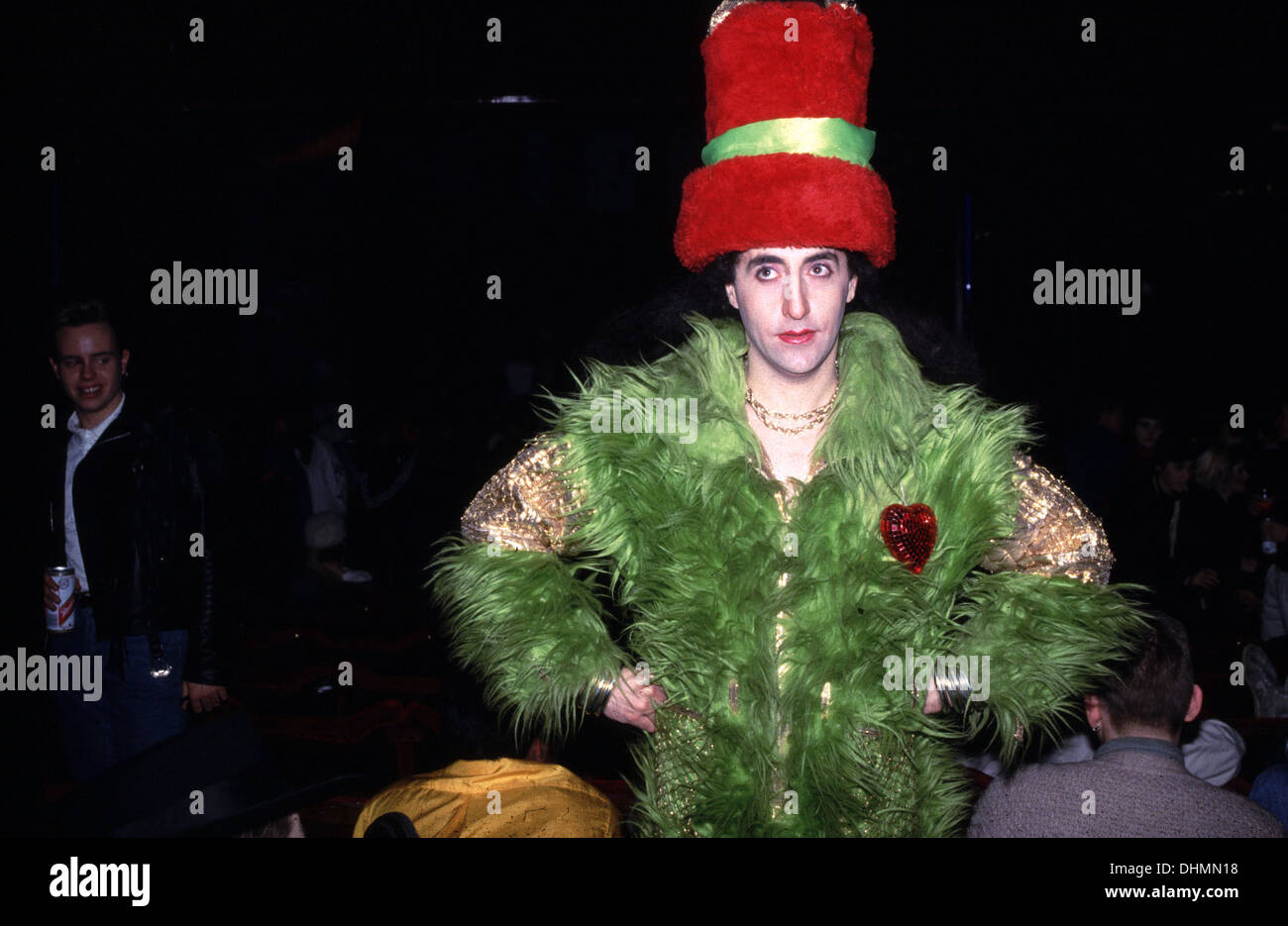 Philip Salon in eines seiner vielen ausgefallene Kostüme im Schlamm Club in Piccadilly London Stockfoto