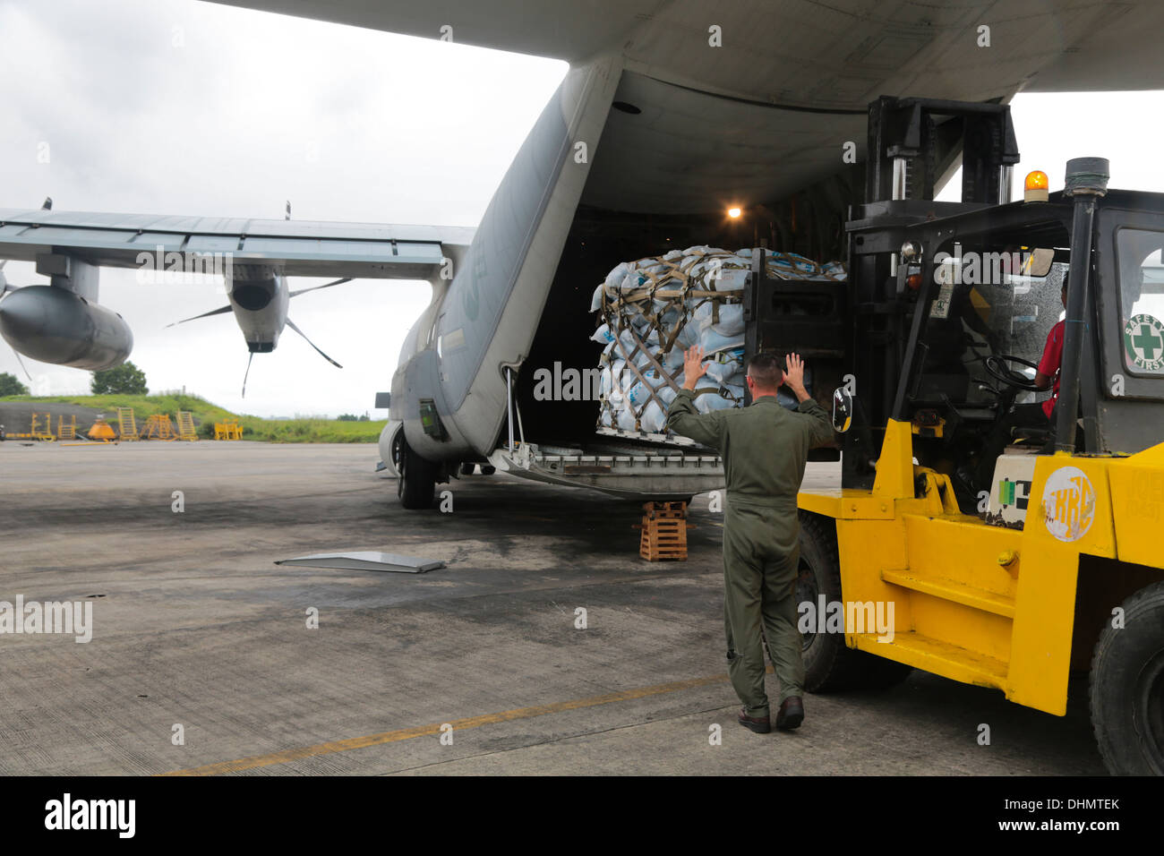 Taifun Haiyan humanitäre Hilfe in Philippinen Betrieb Damayan Stockfoto