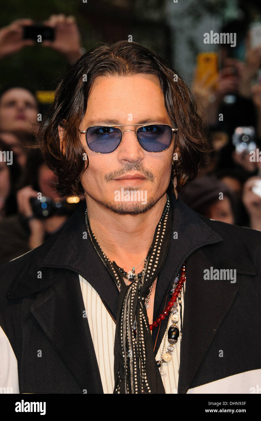 ** Datei Fotos ** * JOHNNY DEPP trennt von VANESSA PARADIS Schauspieler Michael Jackson lebt von VANESSA PARADIS, seine Partnerin von 14 Jahren offiziell getrennt. Das Paar hat seit Anfang des Jahres (12), mit Klatsch indicatin von Split Gerüchte verbissen wurde Stockfoto