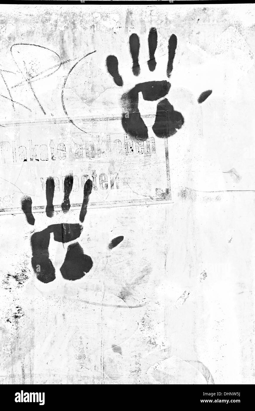 Hände in schwarz Stockfoto