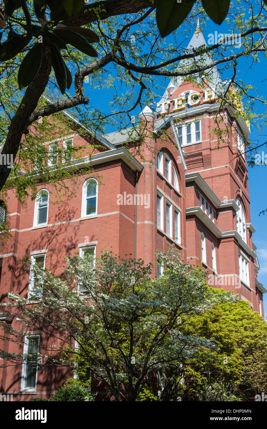 Das berühmte Gebäude des Georgia Tech College of Sciences and Engineering in Atlanta, Georgia. (USA) Stockfoto