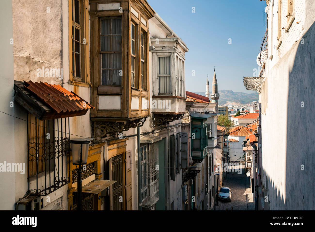 Gasse der Altstadt Izmir Türkei Stockfoto