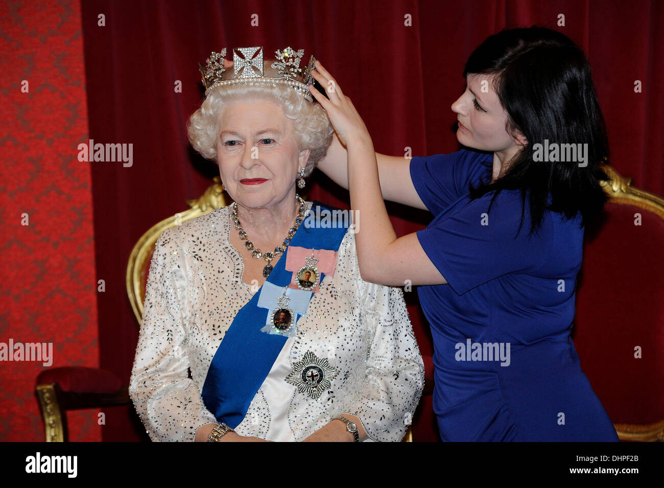 Madame Tussauds enthüllt die 23. Wachsfigur von Queen Elizabeth II London, England - 14.05.12 ...