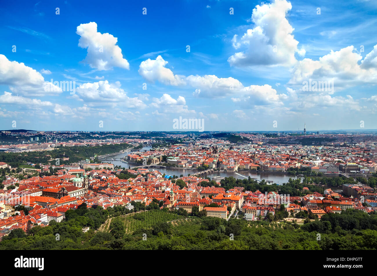 Landscpae der Prager Innenstadt und Vltava (Moldau), Luftbild Stockfoto