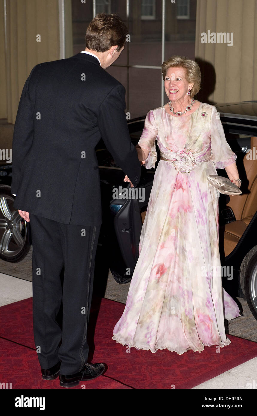 Königin Anne-Marie von Griechenland Gäste kommen im Buckingham Palace ein festliches Abendessen von Prinz Charles, Prinz von Wales, und Camilla, Herzogin von Cornwall für Königin Elizabeth II. anlässlich der Diamond Jubilee London, England - 18.05.12 Kredit obligatorisch gehostet: WENN.com ** nicht zur Veröffentlichung in Frankreich zur Verfügung.  Zur Veröffentlichung in den Rest der Welt ** Stockfoto