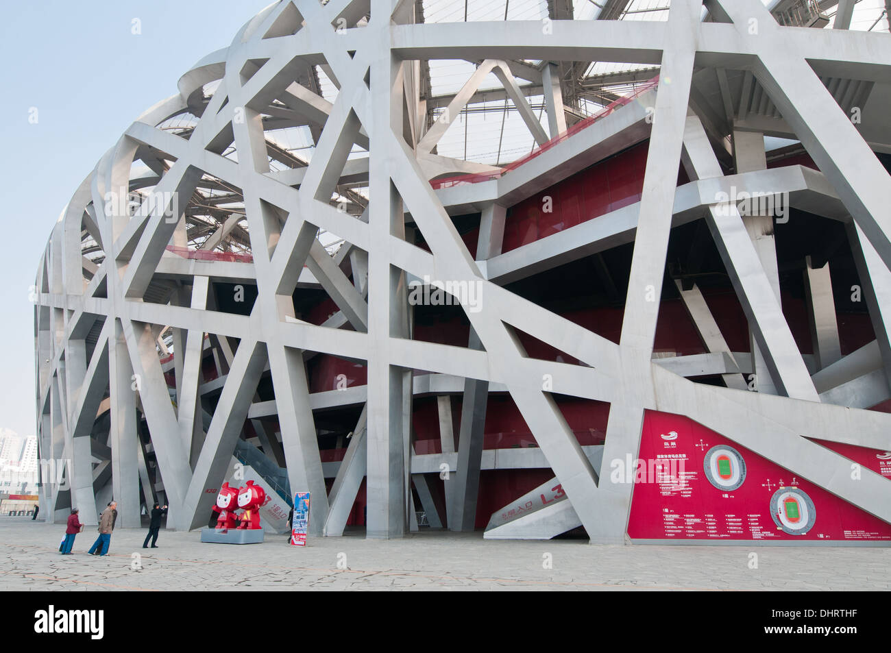 Nationalstadion, auch bekannt als das Vogelnest in Chaoyang District, Beijing, China Stockfoto