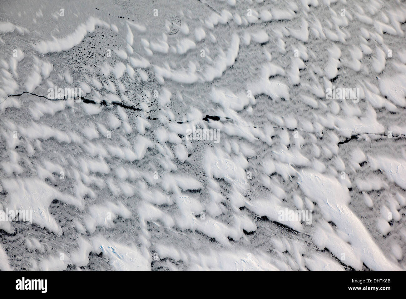 Niederlande, Loosdrecht, Eis auf den Seen genannt Loosdrechtse Plassen. Luftbild Stockfoto