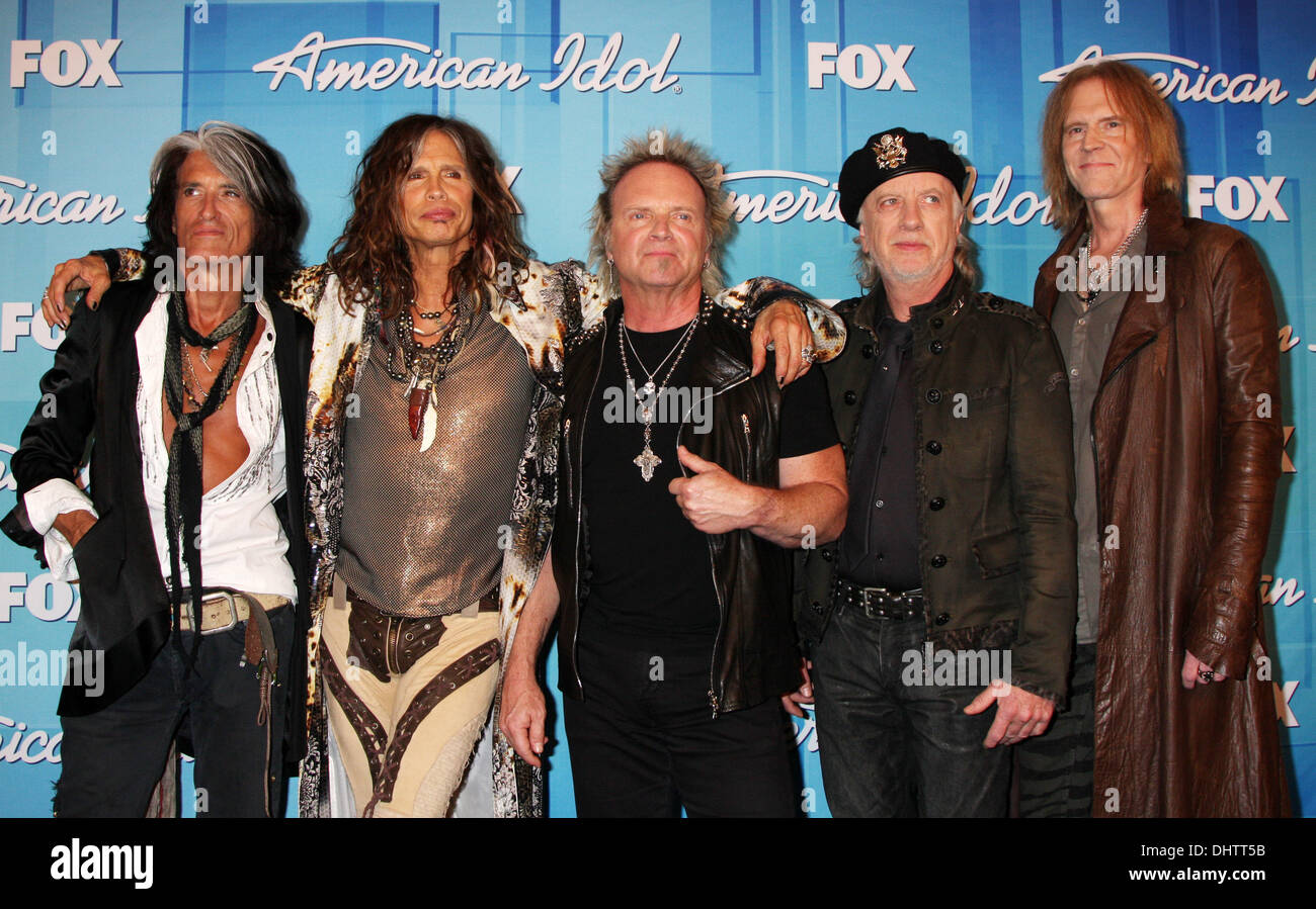 Steven Tyler, Joey Kramer, Brad Whitford, Joe Perry und Tom Hamilton Aerosmith 'American Idol' Saison 11 große Finale Show im Nokia Theatre L.A. Live - Presse Raum Los Angeles, Kalifornien, USA - 23.05.12 statt Stockfoto