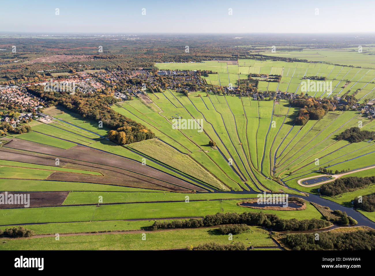 Niederlande, Loosdrecht, Streams, kleiner Fluss schwimmende genannt Drecht. Luftbild Stockfoto