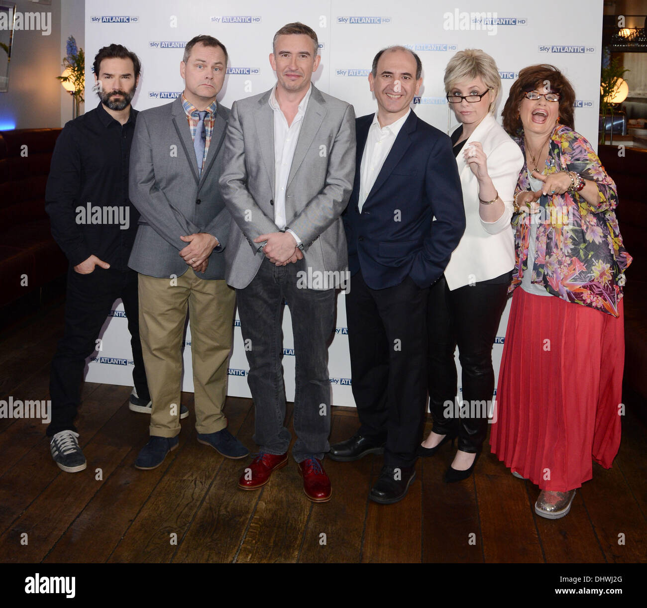 Adam Buxton, Jack Dee, Steve Coogan, Armando Iannucci und Ronna & Beverly, launch Klarnamen Jessica Chaffin und Jamie Denbo im Himmel Atlantic am The Electric Cinema, Notting Hill London, England - 31.05.12 Stockfoto