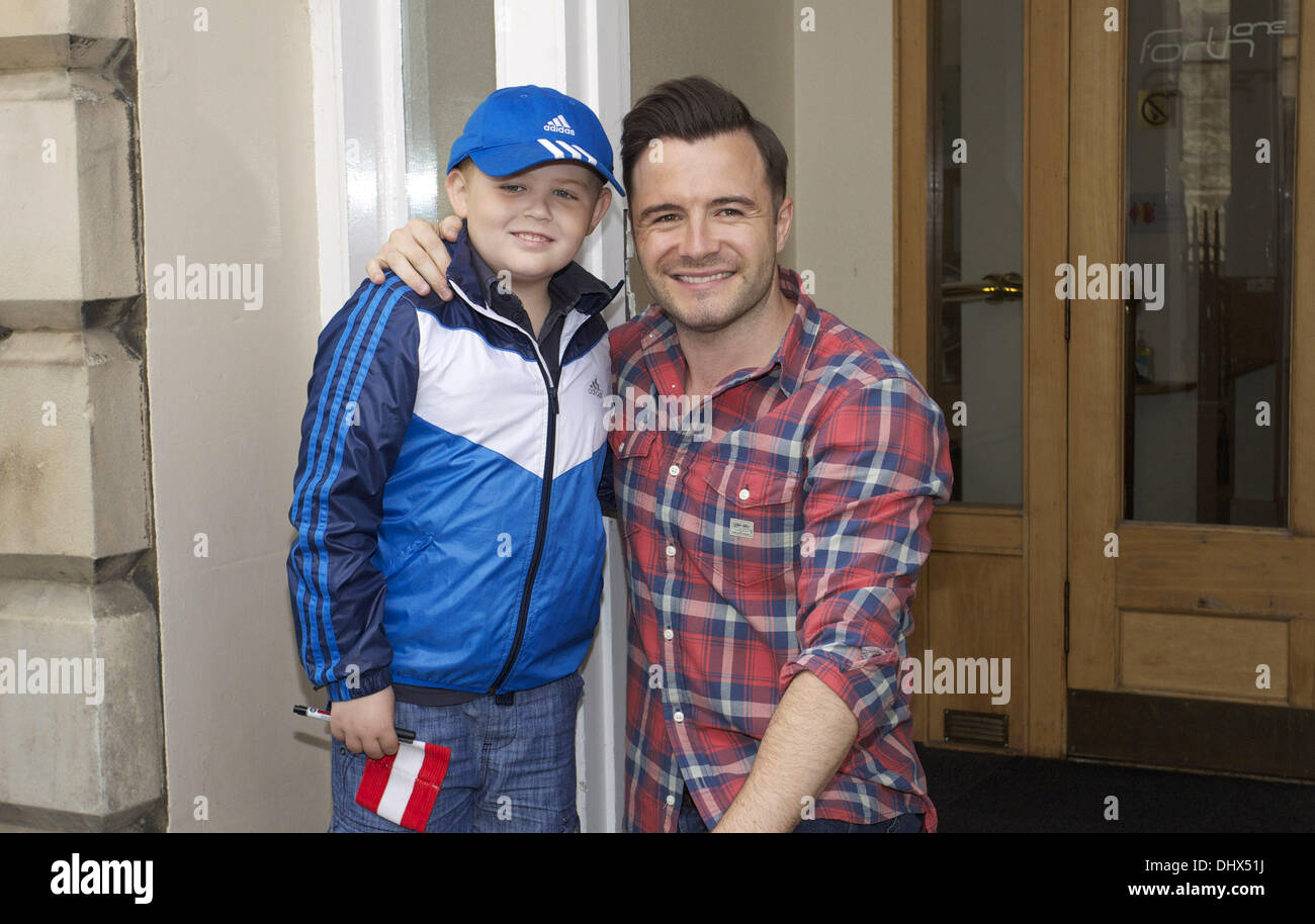 Ehemaliges Mitglied der Westlife Shane Filan scheint bei Radio her in Edinburgh im Rahmen seiner Radio-Tour, seine neue single "alles für mich" zu fördern.  Mitwirkende: Shane Filan Where: Edinburgh, Midlothian, Schottland bei: Kredit-26. Juli 2012: Mark Davison/WENN.com Stockfoto