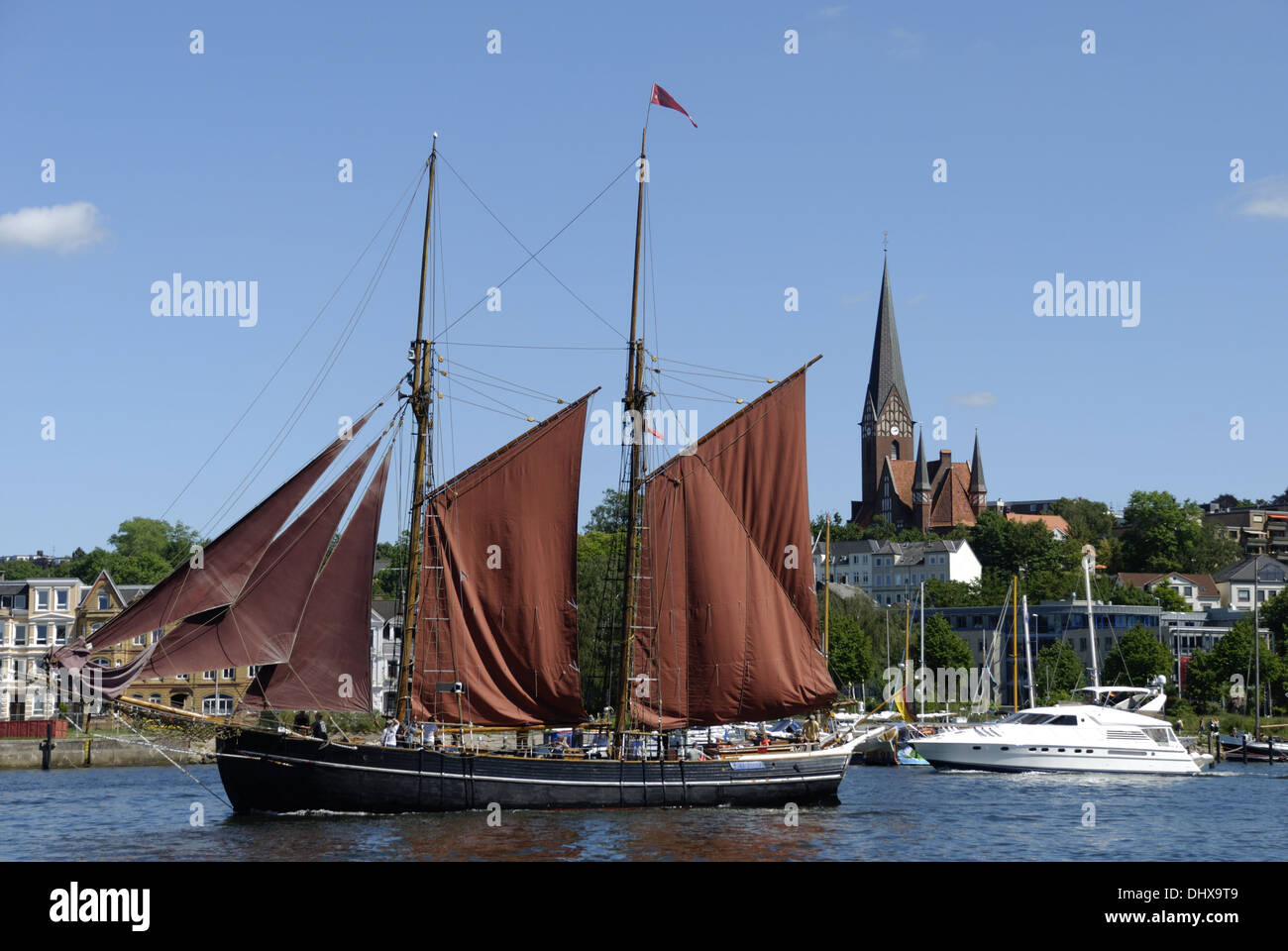 Zuversicht bei der RumRegatta in Flensburg Stockfotografie Alamy