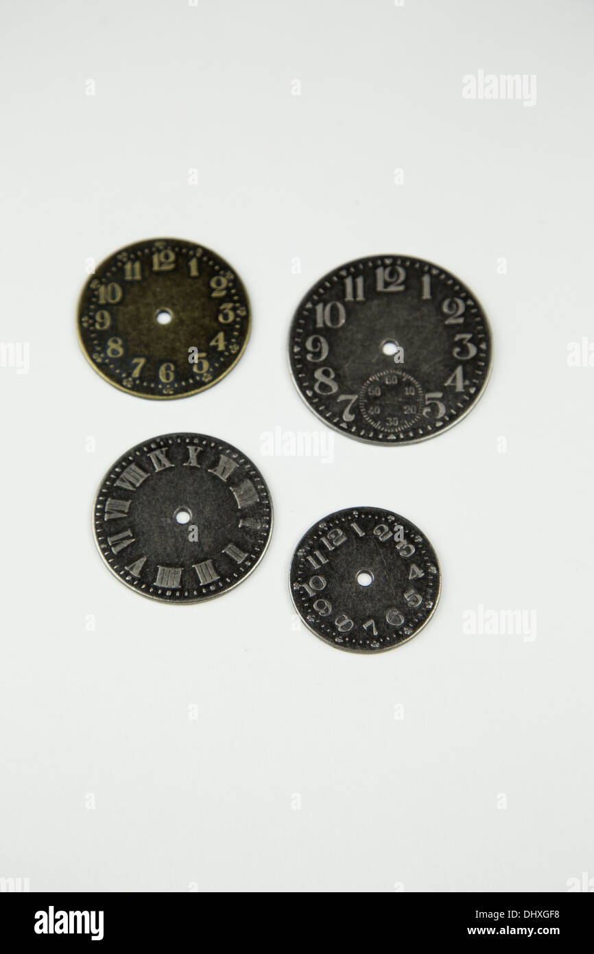 Tasche 19101920 antiker Kunst Uhrkette klassische Uhr Gesicht Uhrwerk hautnah Handwerk Detail detaillierte Einzelheiten hängen Erinnerungen Stockfoto