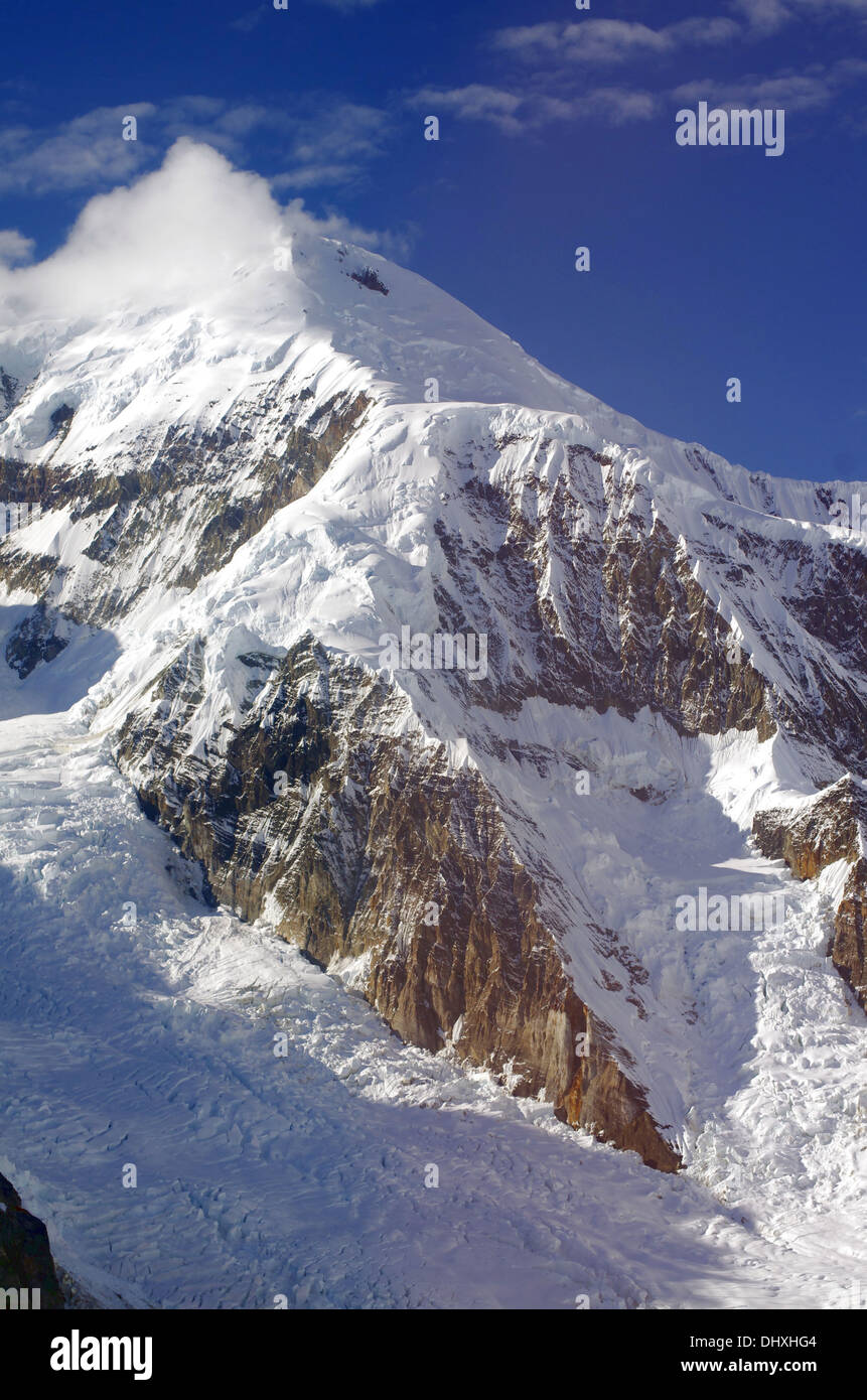 Flug über die höchsten Gipfel in Alaska Stockfoto