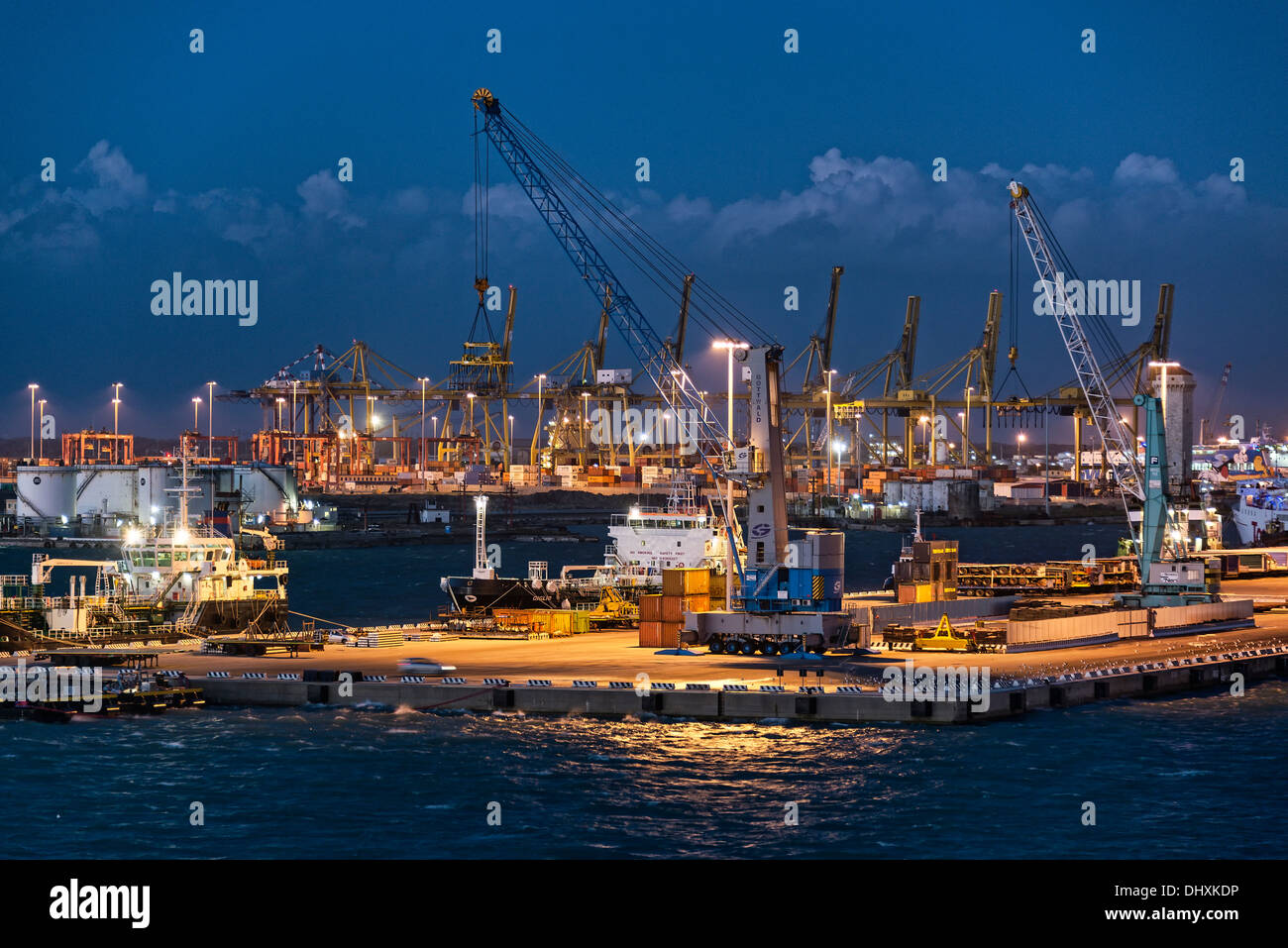Versand Industrie Hafen von Civitavecchia, Italien Stockfoto