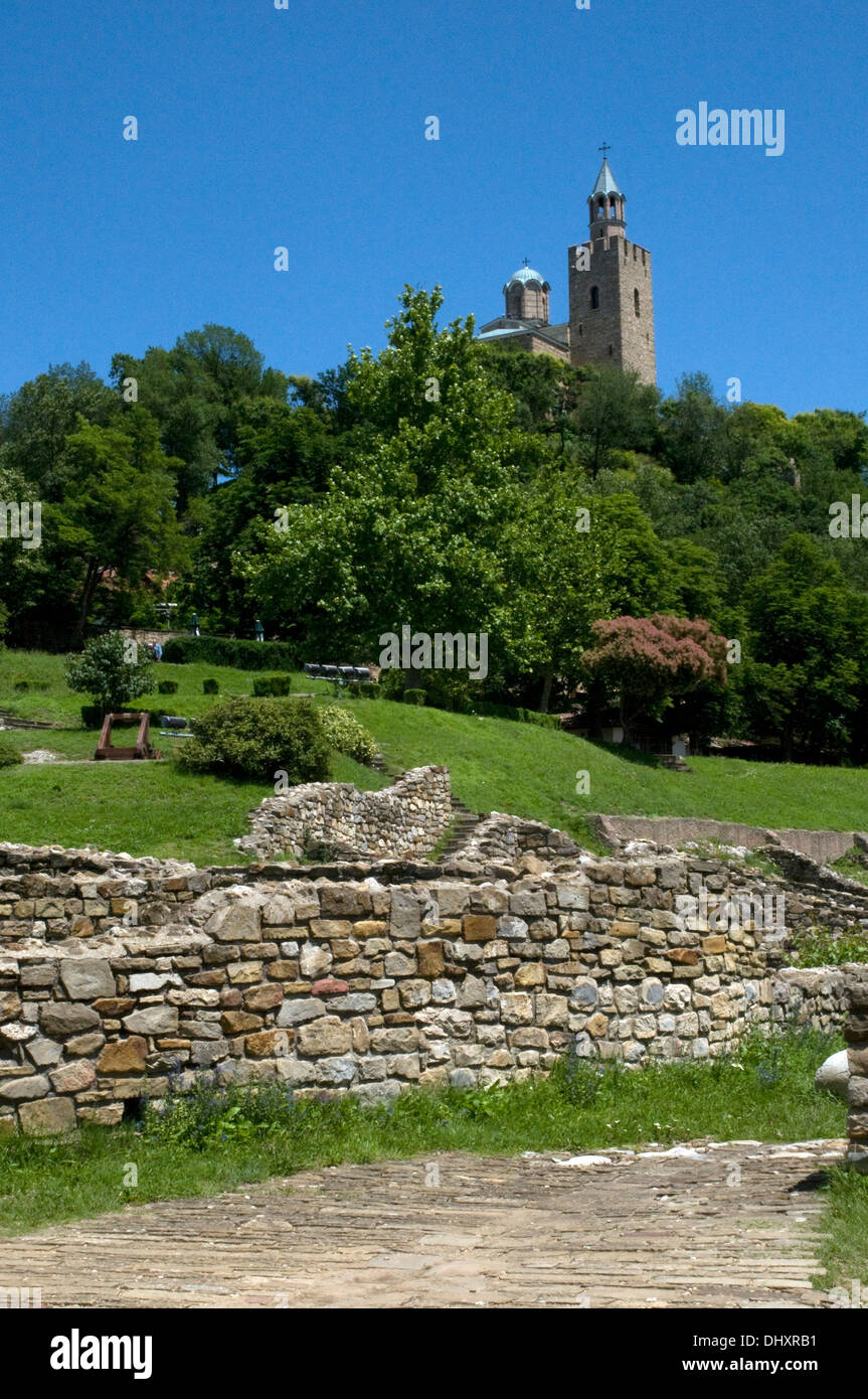 Die patriarchalische Kathedrale des Heiligen Himmelfahrt Gottes ist nicht das erste Kirchengebäude, die Tsarevets zu besetzen Stockfoto