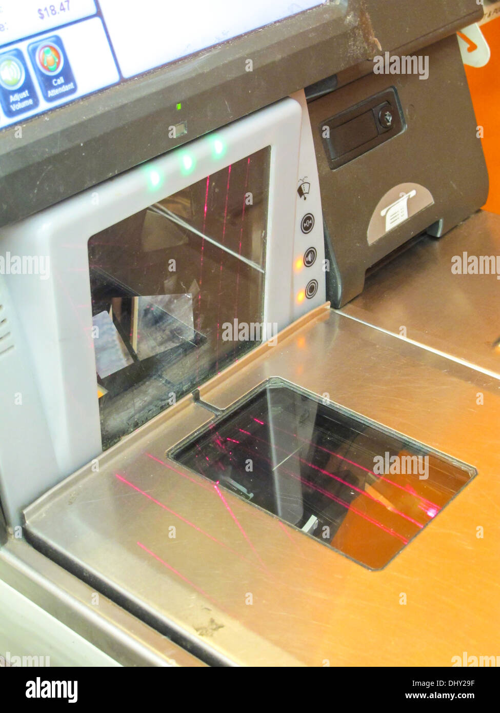 Automatisierte Self Check-Out, Home Depot, NYC, USA Stockfoto