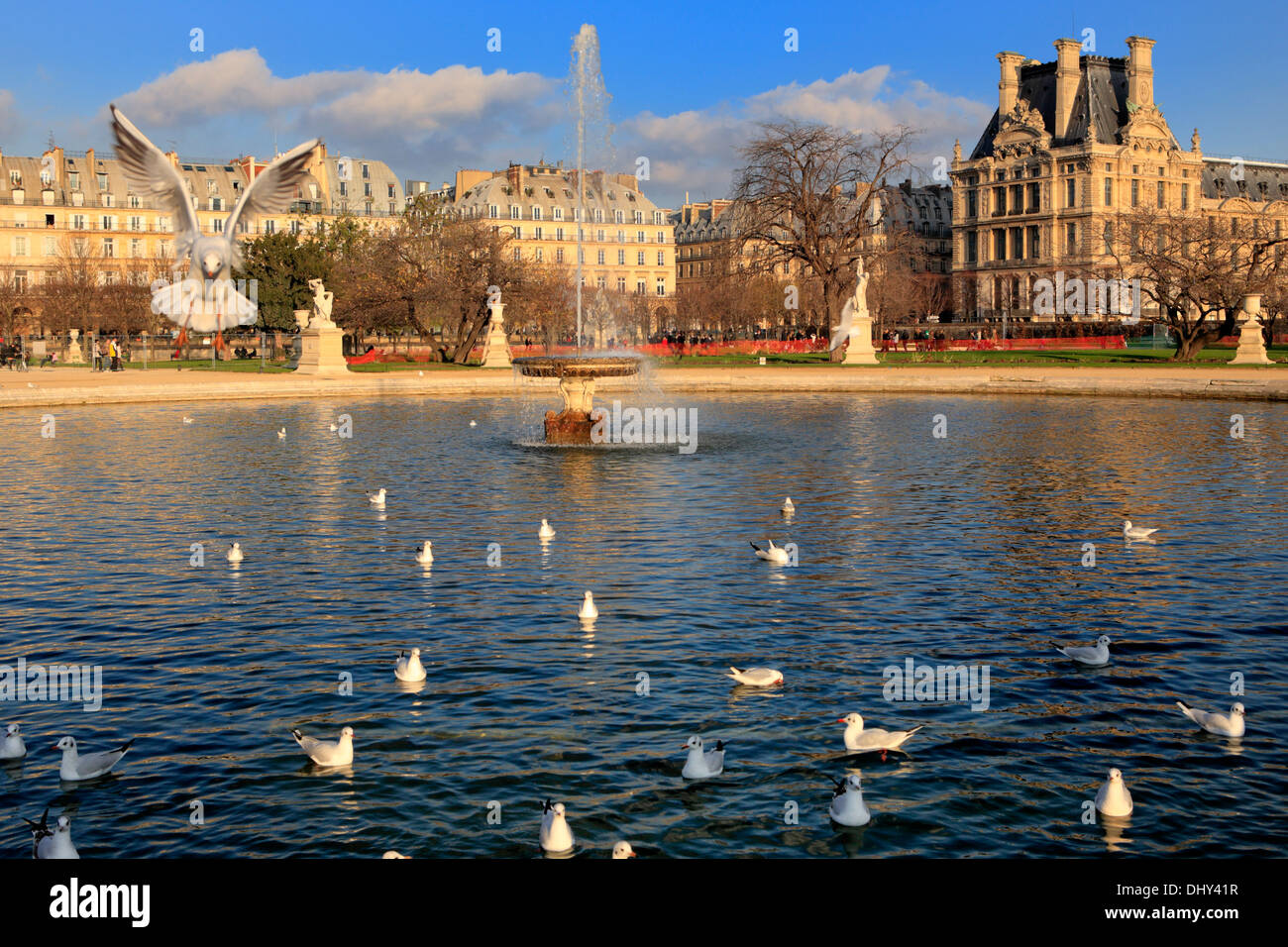 Grand Bassin achteckig, Jardin des Tuileries, Paris, Frankreich Stockfoto