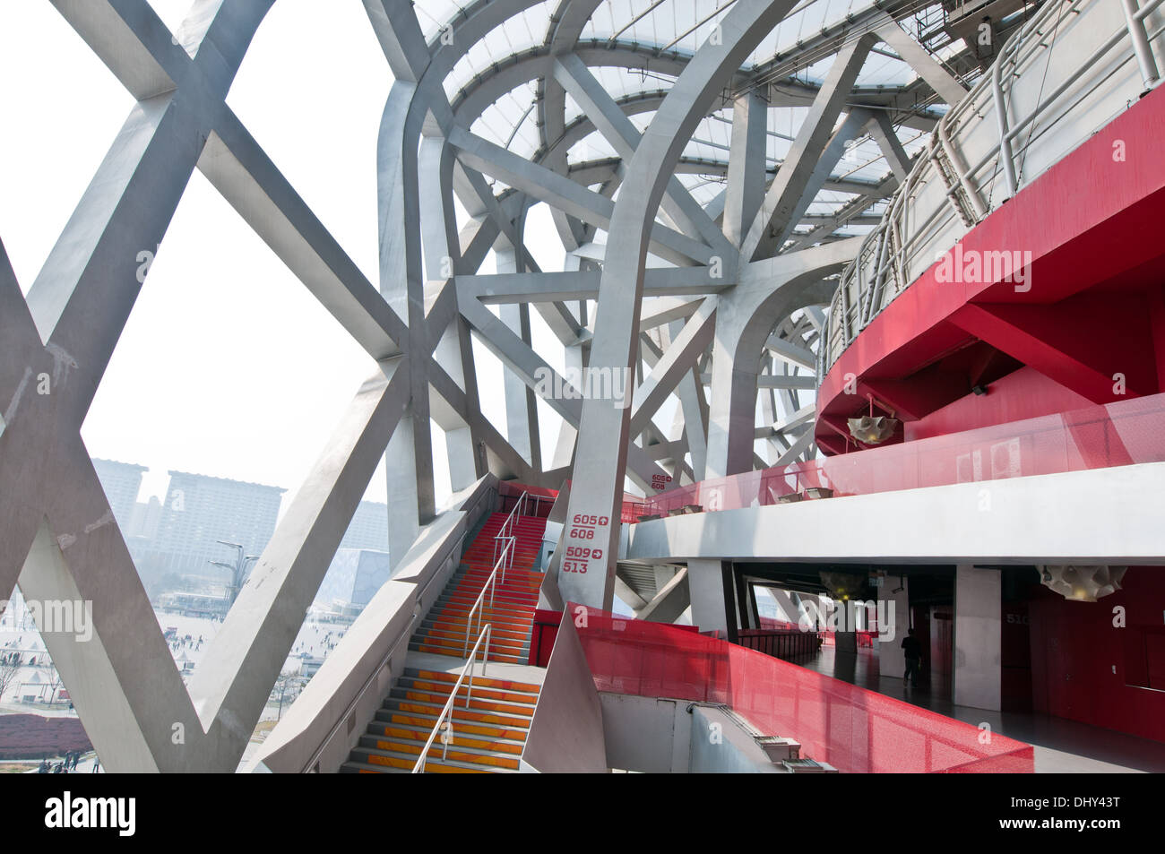 Nationalstadion, auch bekannt als das Vogelnest in Chaoyang District, Beijing, China Stockfoto
