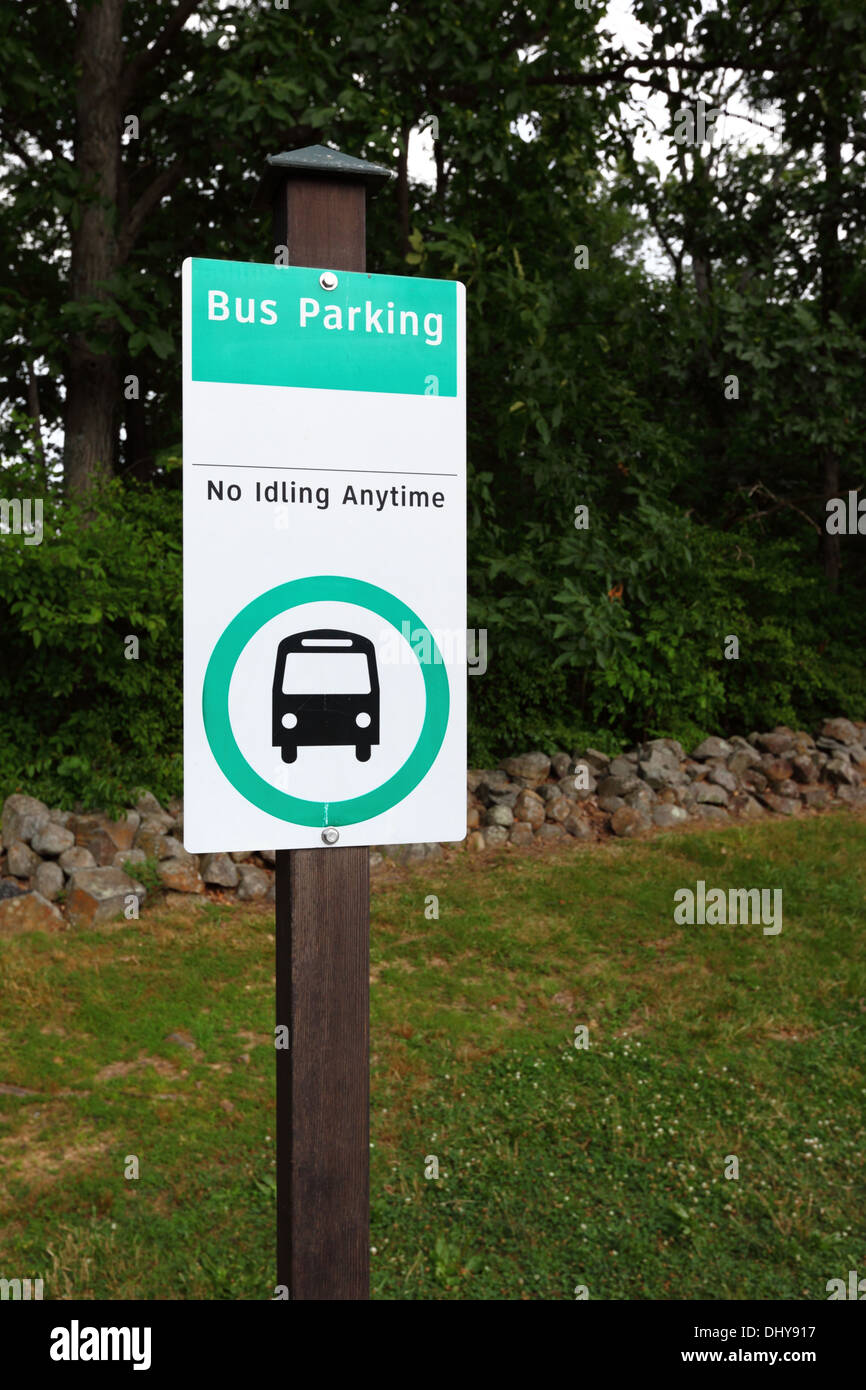 Kein Leerlauf Schild Busfahrer nicht zu verlassen, ihre Motoren laufen während des Wartens auf Parkplatz, Gettysburg, Pennsylvania, USA Stockfoto