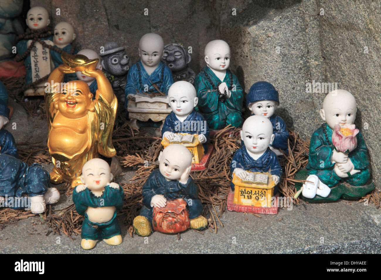 Südkorea, Busan, Haedong Yonggungsa, buddhistische Tempel, Buddha-Statuen, Stockfoto