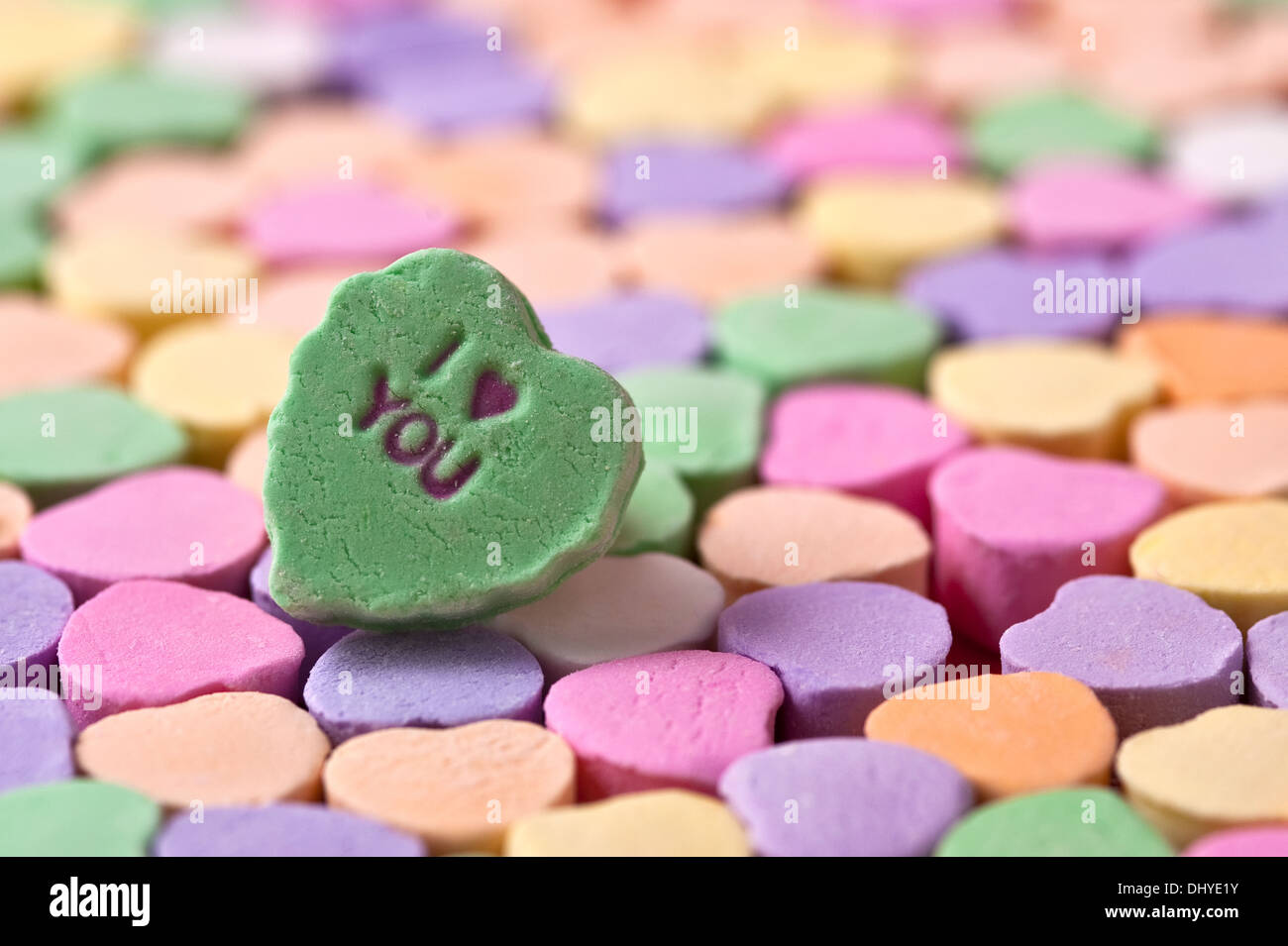 Valentinstag-Bonbons in der Form eines Herzens Stockfoto