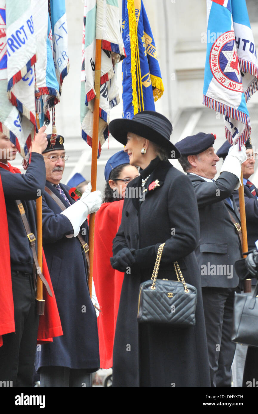 Whitehall, London, UK. 17. November 2013. HRH Prinzessin Michael von Kent in der jüdischen Vereinigung der Ex-Sevicemen und Frauen jährliche Gedenkveranstaltung. Bildnachweis: Matthew Chattle/Alamy Live-Nachrichten Stockfoto