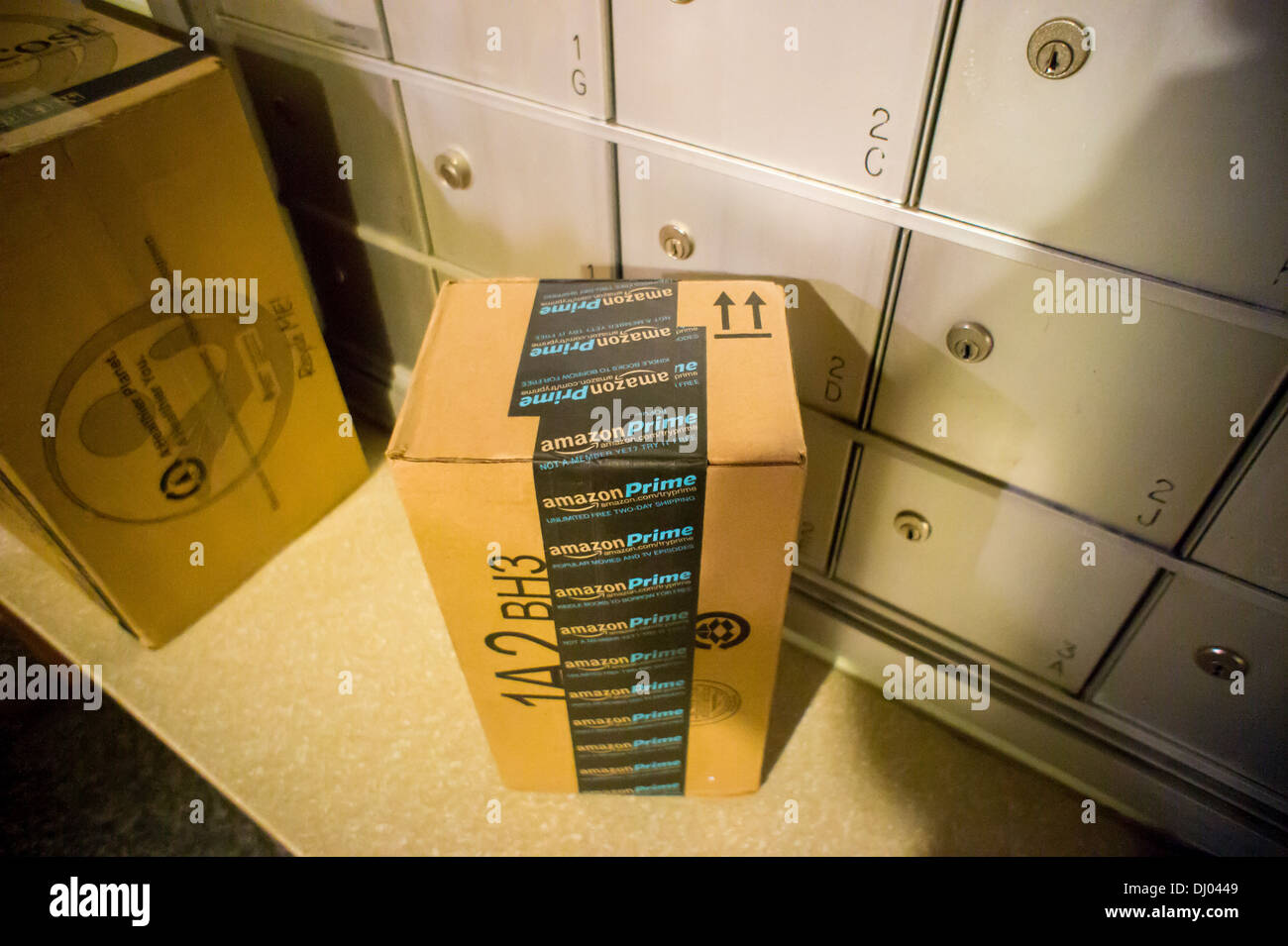 Amazon Paketpost Stockfotos und -bilder Kaufen - Alamy