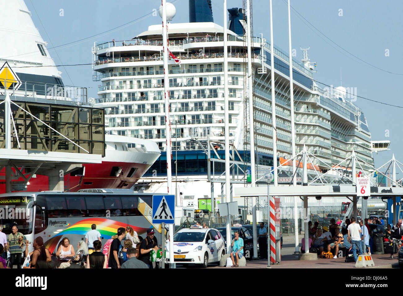 Celebrity Eclipse Solstice-Klasse Kreuzfahrtschiff von Celebrity Cruises betrieben angedockt in Finnland Stockfoto