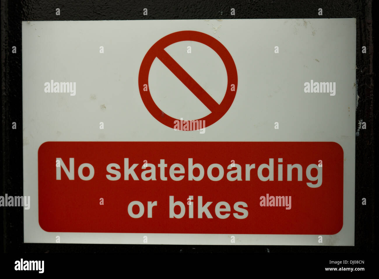 Keine Spur von skateboarding oder mit dem Fahrrad Stockfoto