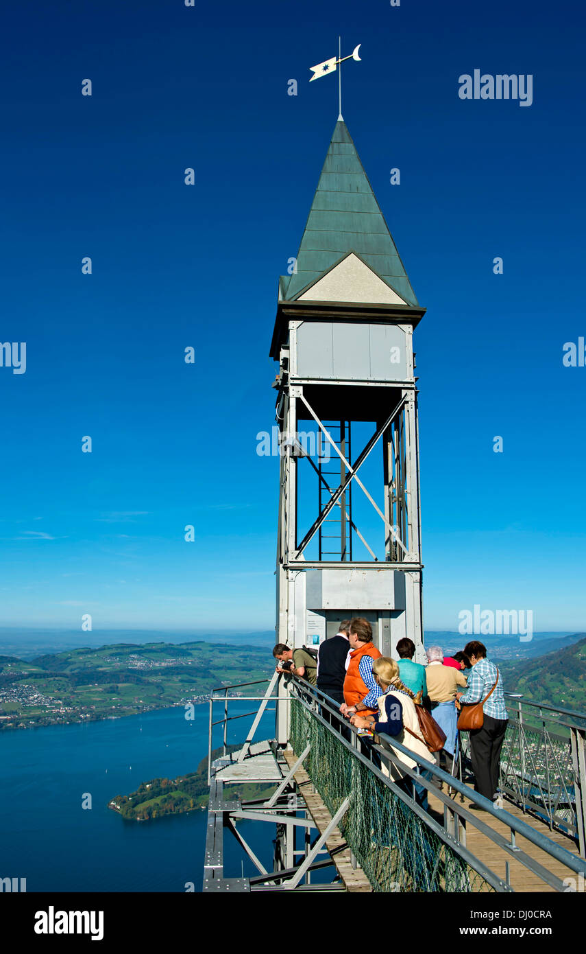 Blick über den Vierwaldstättersee (Vierwaldstättersee) aus dem oberen Deck des Hammetschwand Lift auf dem Bürgenstock massiv, Schweiz Stockfoto