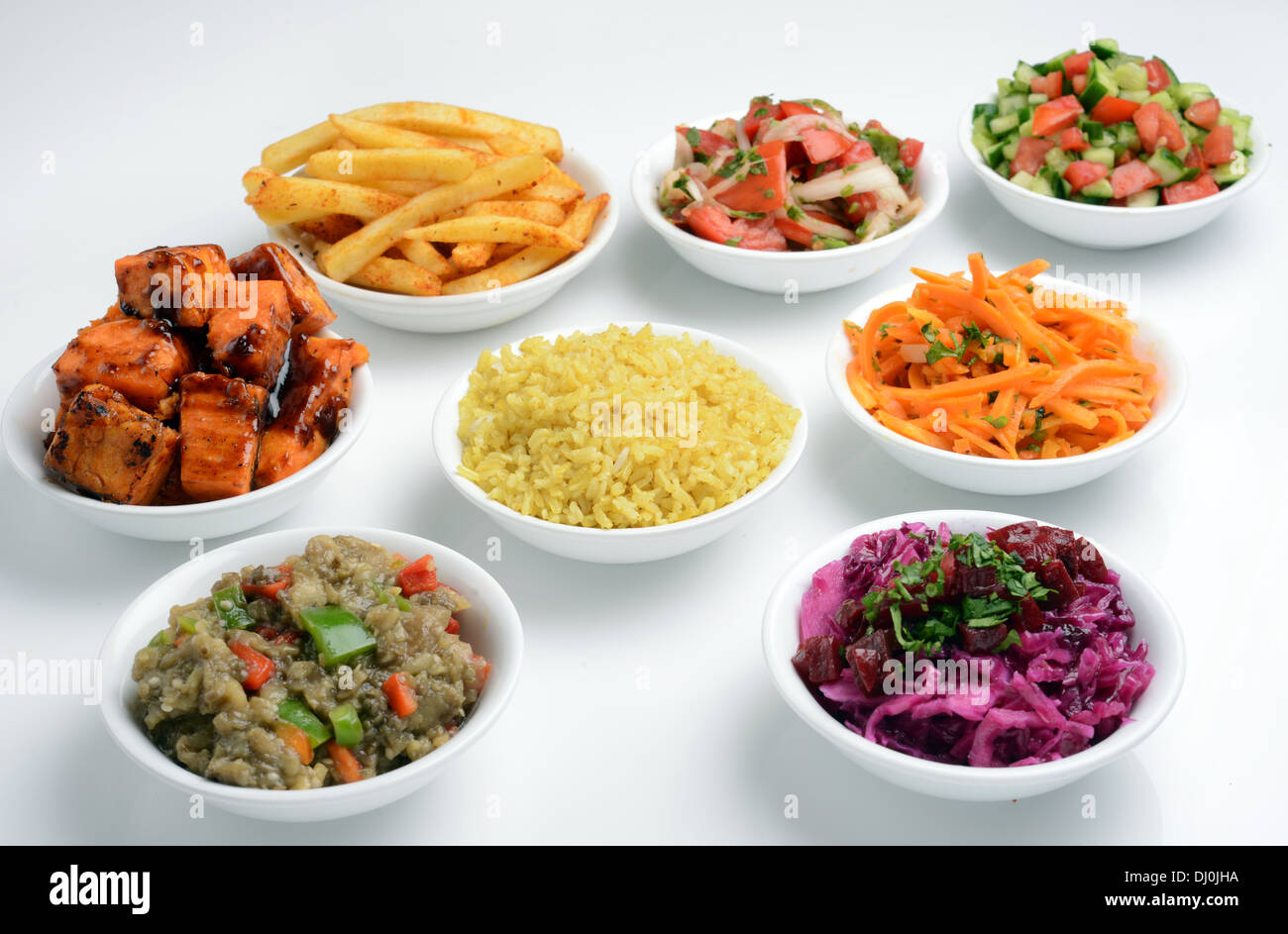 Mezze mediterrane Salate Stockfoto
