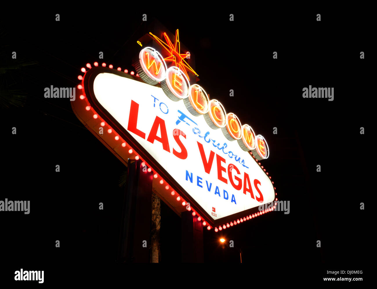 Willkommen Sie bei berühmten Leuchtreklame Fabulous Las Vegas bei Nacht Stockfoto