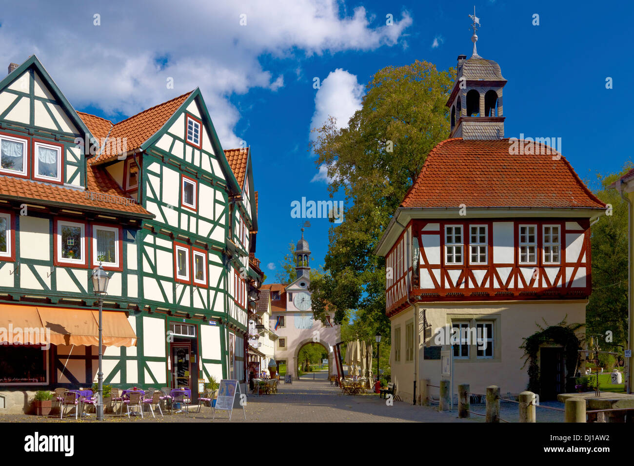 Fachwerkhäusern und Södertor, Bad Sooden-Allendorf, Hessen, Deutschland Stockfoto