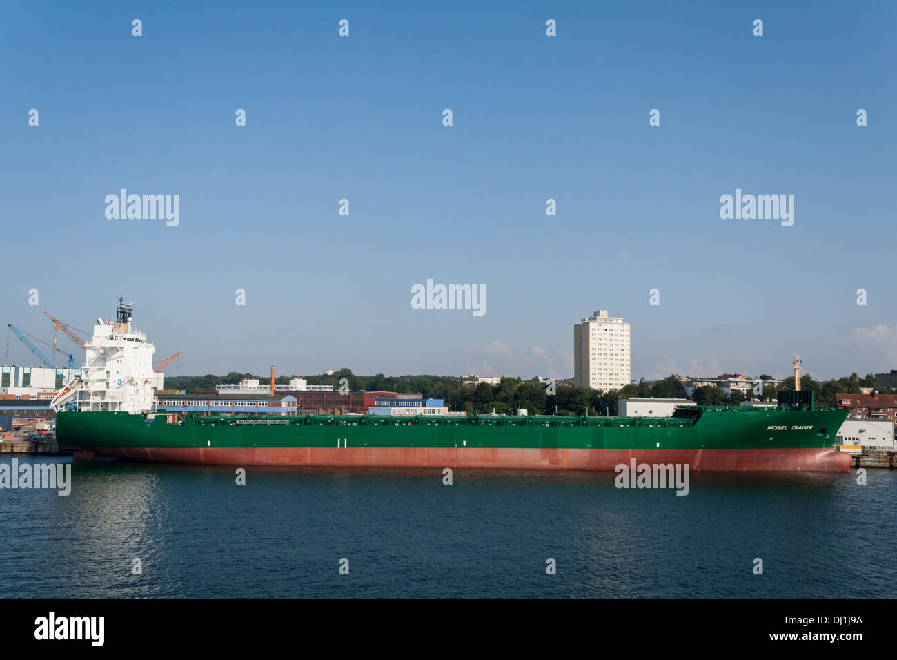 Mosel Trader Containerschiff am Hafen von Kiel - keine Verkäufe auf Alamy oder sonstwo verankert Stockfoto